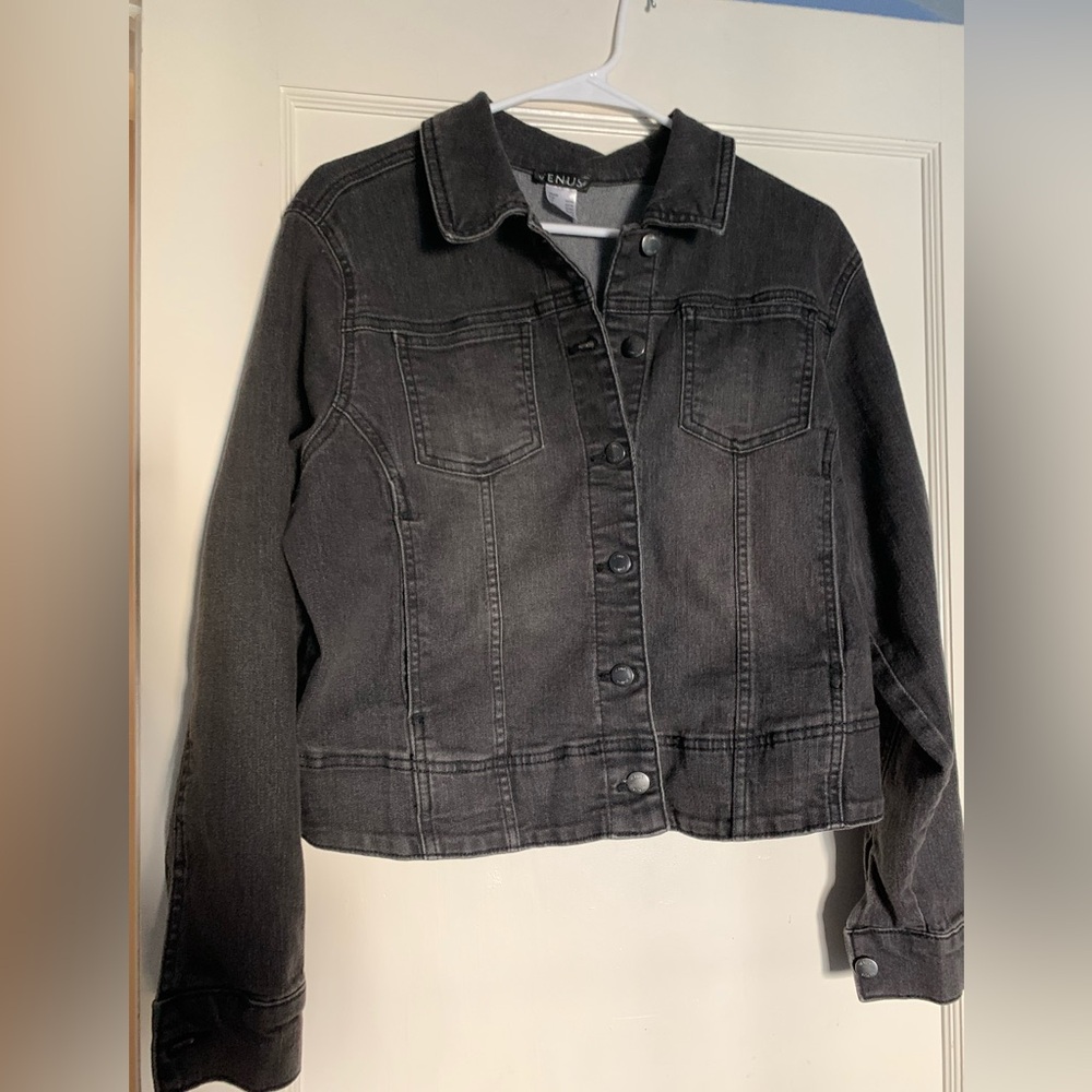VENUS Black Denim Jacket